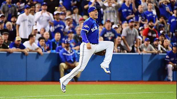 blue-jays-ryan-goins-alcs-game-3.jpg
